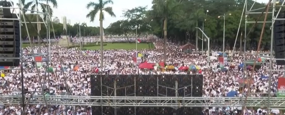 Excluded Headlines: Massive rally outside COP30 - also; DRC, Bali - Indonesia, Nepal, Somalia, Bangladesh…

Stay up to date on the Global South news stories the US- and Eurocentric media overlook, with author and journalist, <a href="/pajaritaroja/">Tamara Pearson</a> 

excludedheadlines.substack.com/p/excluded-hea…