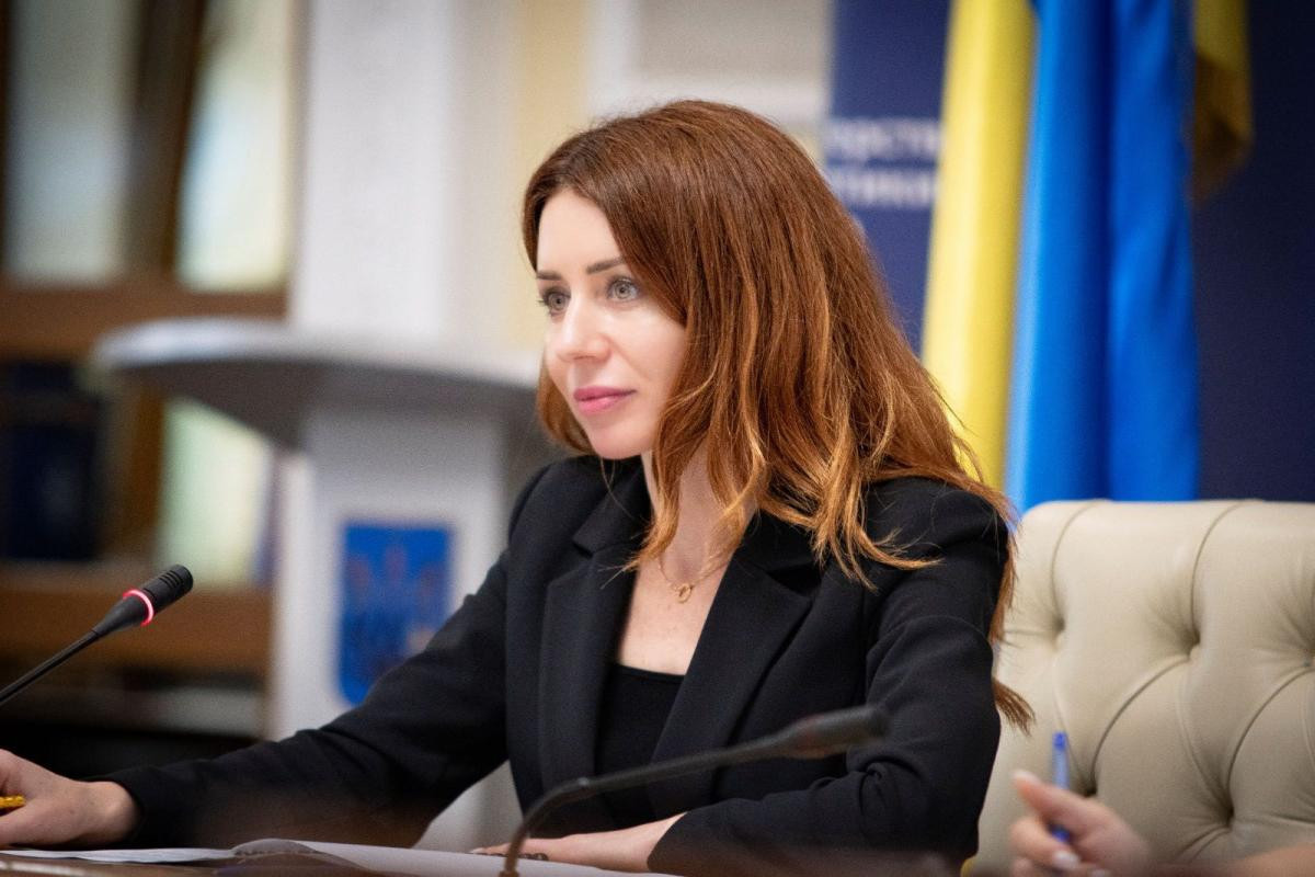 Ако је потребан Јатак на располагању сам Светлана