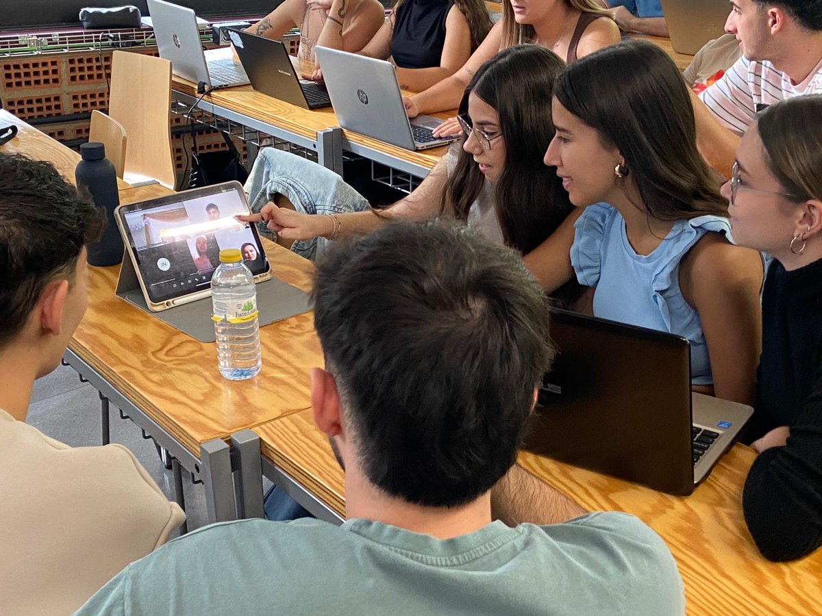 uclm_inter's tweet image. La @uclm_es impulsa el proyecto COIL “Análisis de perfiles criminologícos emergentes España-Ecuador” con la @UCatolicaCuenca 🇪🇨
Desarrollado dentro del Grado de Criminología, estudiantes de ambos países trabajan en equipos mixtos para investigar fenómenos criminológicos