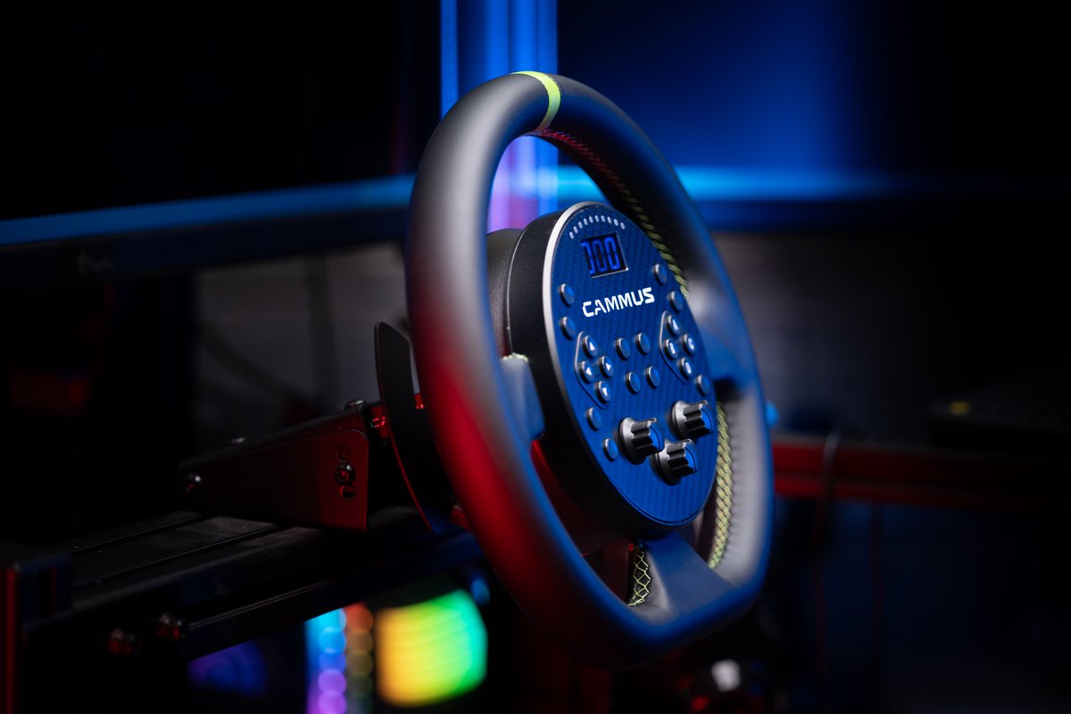 yy8683810780377's tweet image. Unleash your inner racer with CAMMUS C5! External rotor motor delivers precise road feel, hand-stitched leather grip &amp;amp; carbon fiber panel. Plug-and-play in 5 mins—compatible with all major PC racing games. Affordable, high-performance! 🎮 #SimRacer #GamingSetup #TechGadget