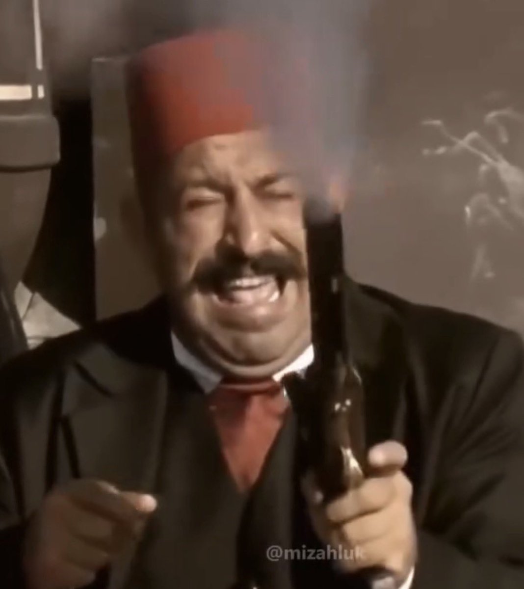 hberkayozdemir's tweet image. 15 yıllık php koduna frontend yazıyorum idareye yenisini yazın dedik sikine takan olmadı.