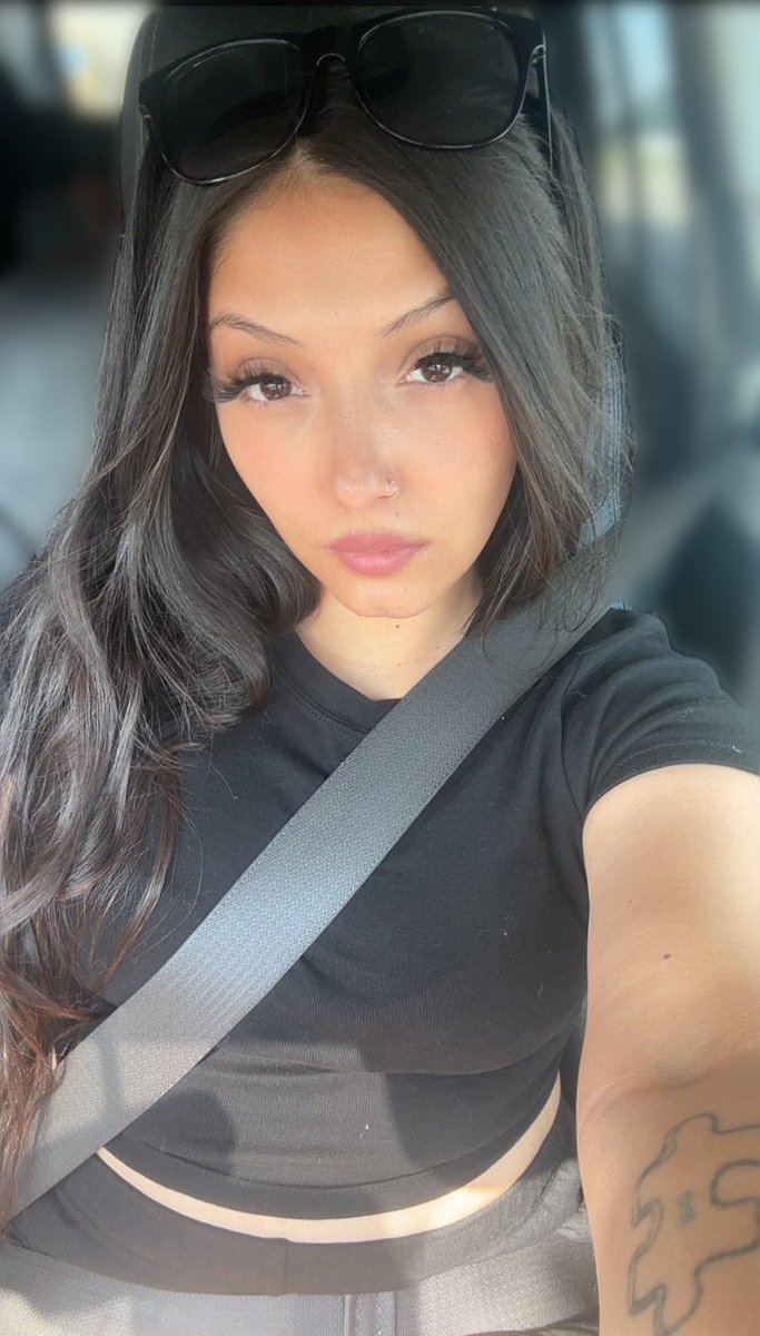 Loner_at_night's tweet image. Describe me in 1 word…be honest, positive comments only! #firstpost