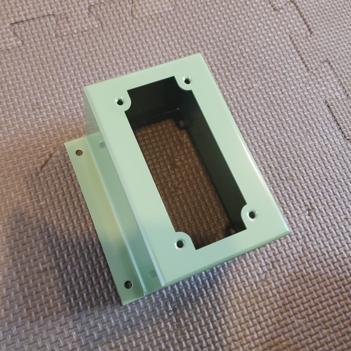 GraphTechKEN's tweet image. なければ作る、色は後で直す