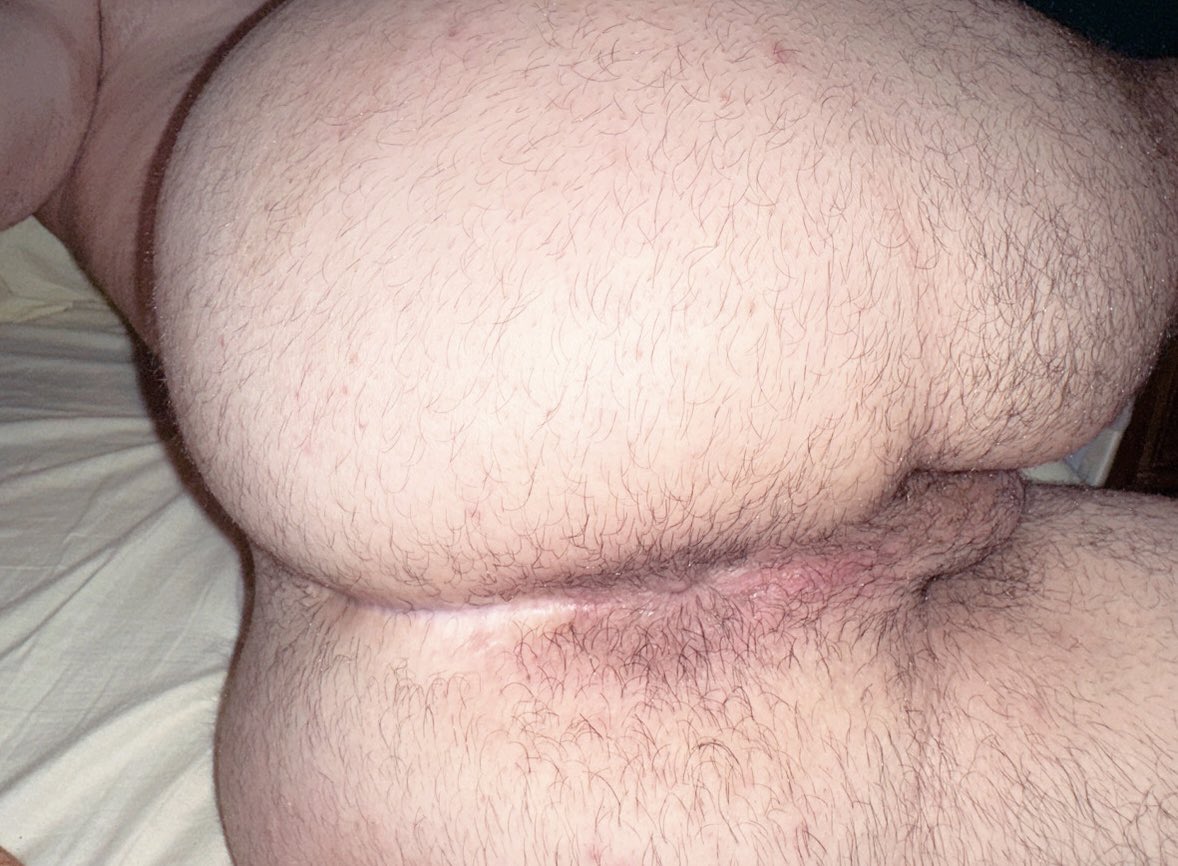 AbootyLeb's tweet photo. Smooth or hairy? https://t.co/d5Ixbmtgo9