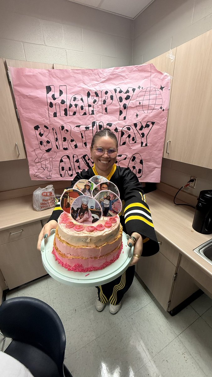 Alyssa Cuevas tweet media