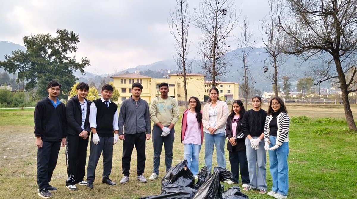 ActivityBias123's tweet photo. From Clean to Captivating! ✨ The ECo Society didn't just clean up the campus today—But also added some beautification work to make our space shine! Thank you to all the members who gave our campus a fresh, new look. 
We clean it, we love it, we make it better! https://t.co/y7bUj5QATS