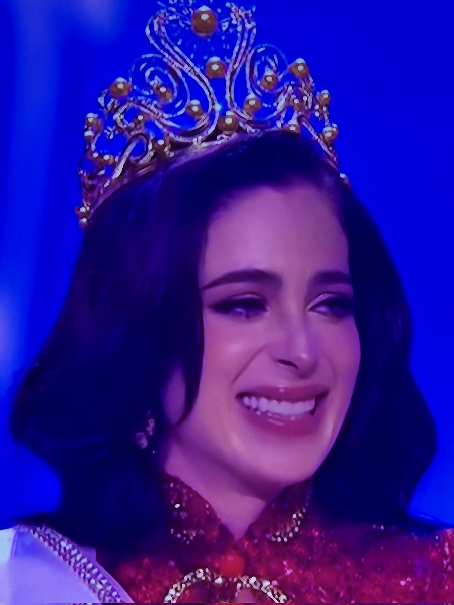 #fatimabosch es la ganadora de Mis Universo 2025 #MissUniverse