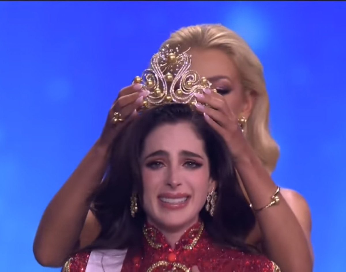 cardgani's tweet image. todo valió la pena, fatima bosch es la miss universe 2025

#MissUniverse