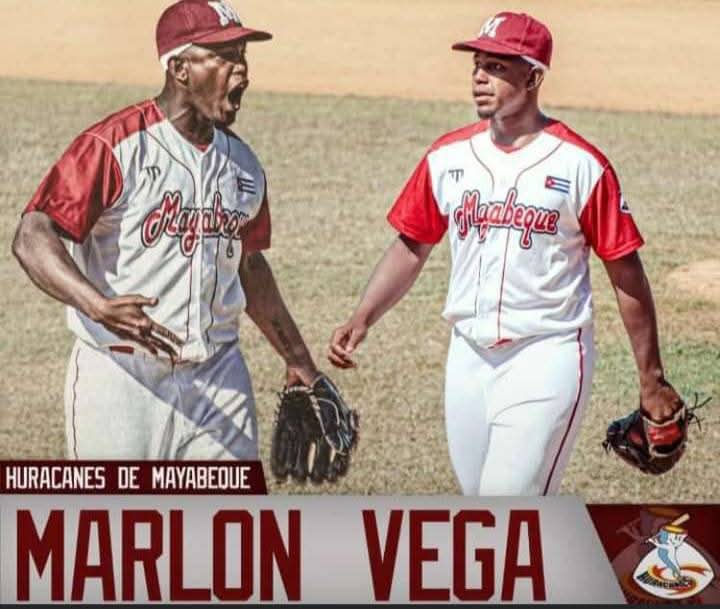 DiarioMayabeque's tweet image. ⚾ Otra vez los #HuracanesdeMayabeque nos regalaron un partidazo digno de recordar, en un duelo vibrante, se impusieron 5×4 sobre Pinar del Río, con una combinación perfecta de bateo oportuno, pitcheo valiente y un cierre de lujo.  
#64SNB
📷Cesar Campos Gerones