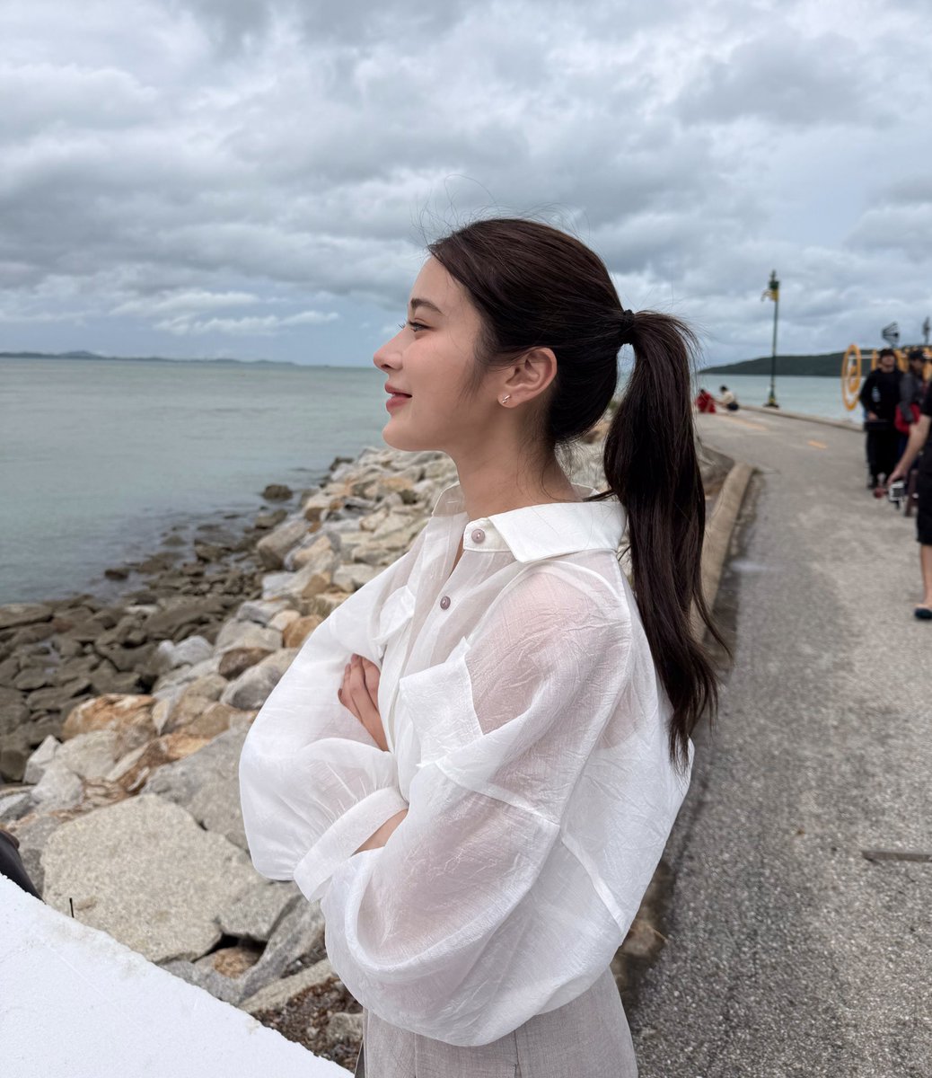 janeeeyeh's tweet image. Just u and me🤏🏻

#LoveDesignFinalEP
FINAL DRAFT FINAL LOVE