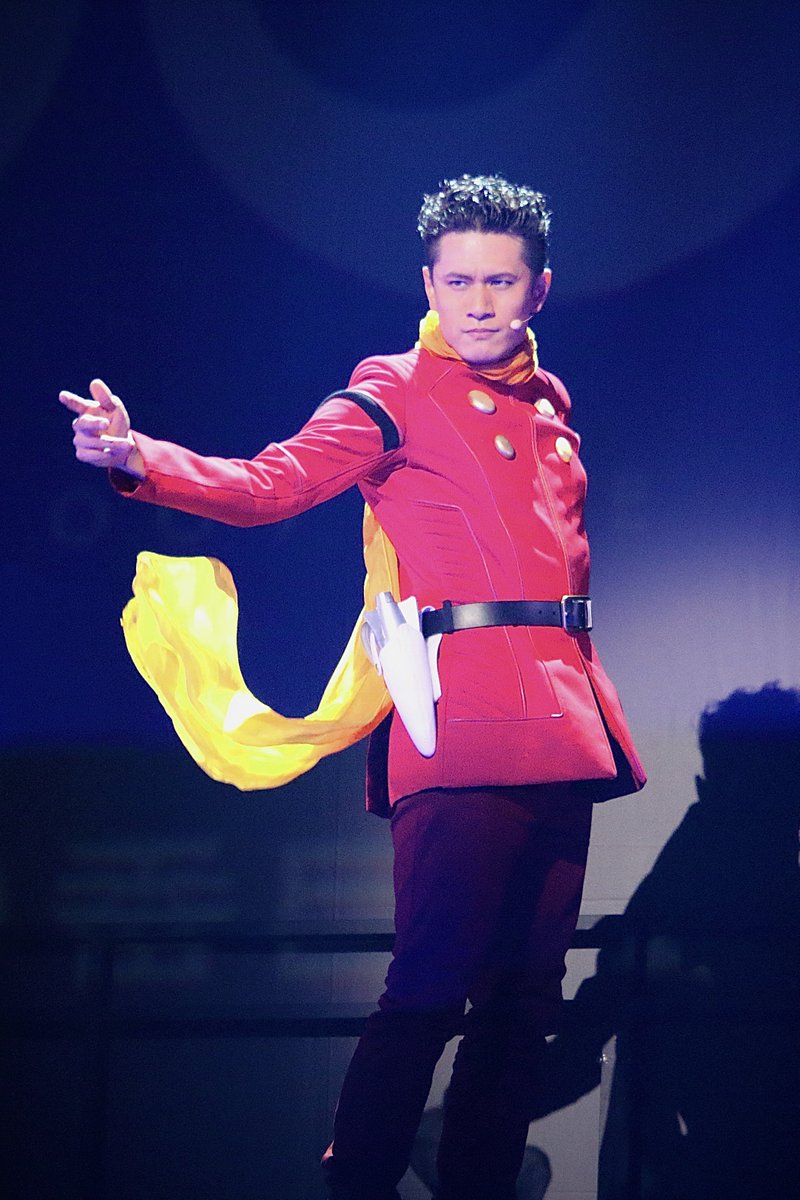 CYBORG 009 THE STAGE

CYBORG 008 🐬 ピュンマ

#舞台009 スペシャルカーテンコール
2025.11.15

ダンスの緩急が抜群に素敵で、どこでシャッターを切っても様になる格好良さでした！
自然にこのスカーフのひらみが出るのすごすぎる…！！