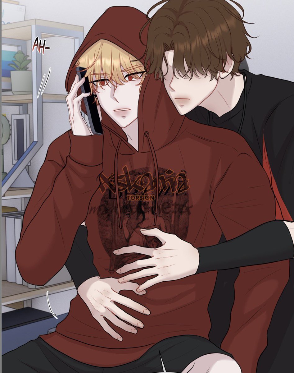 ConExeComNum1's tweet image. Onyx drives me acrually fucking insane hes so unironically fine omfg