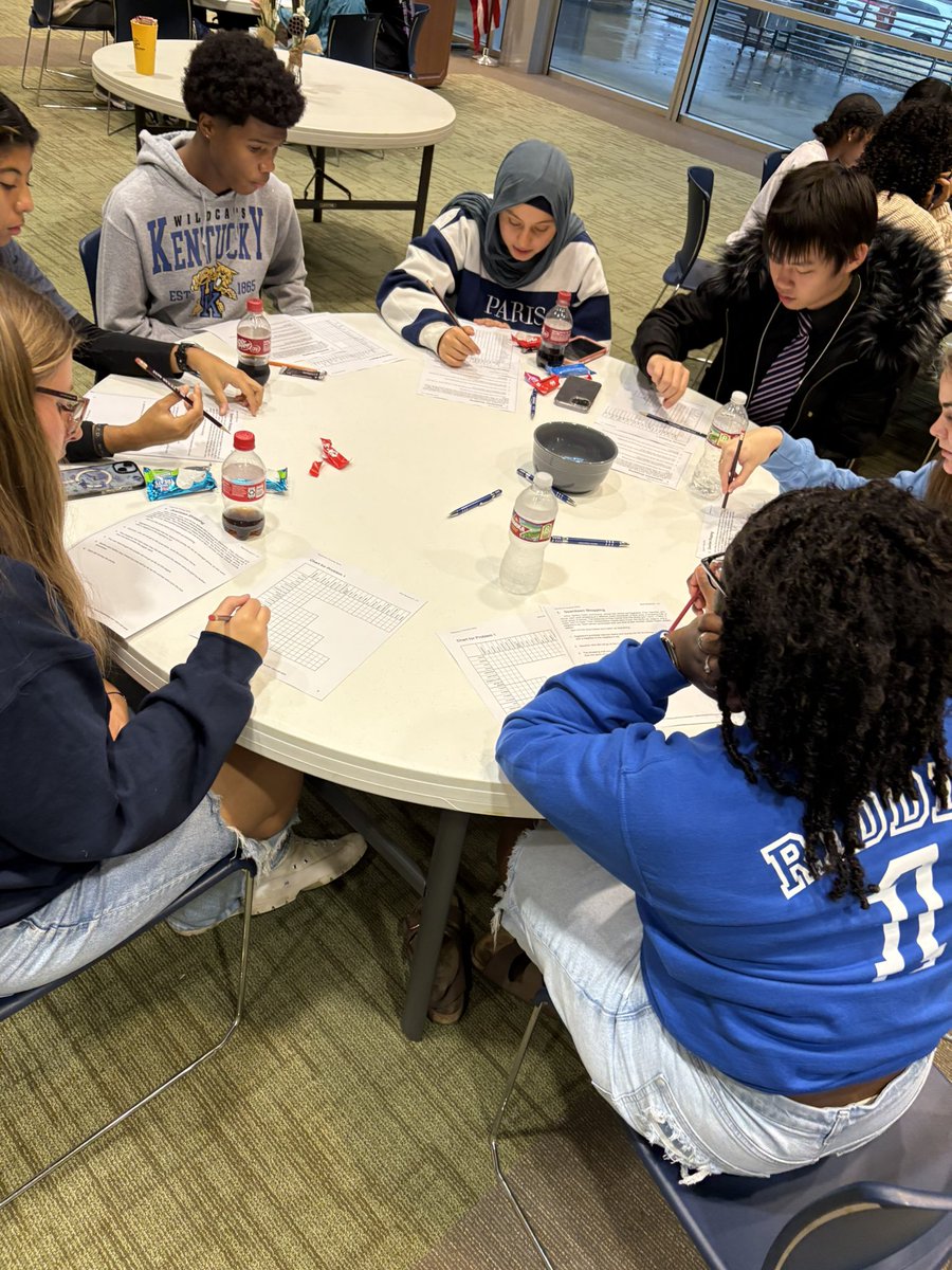 lindseylou64's tweet image. Great day with the awesome OBHS Ambassadors for a leadership and team building day. Thanks to NorthCentral for hosting us! #teamdcs