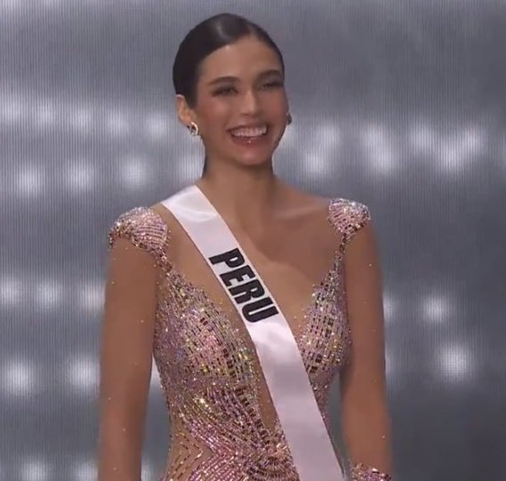 peruesconclave's tweet image. Dos robos más grandes de la historia del Miss Universo, y las dos fueron robadas por  México.
Costa De Marfil era mil veces superior y la mexicana ni al top 12 debió ingresar.

#MissUniverse