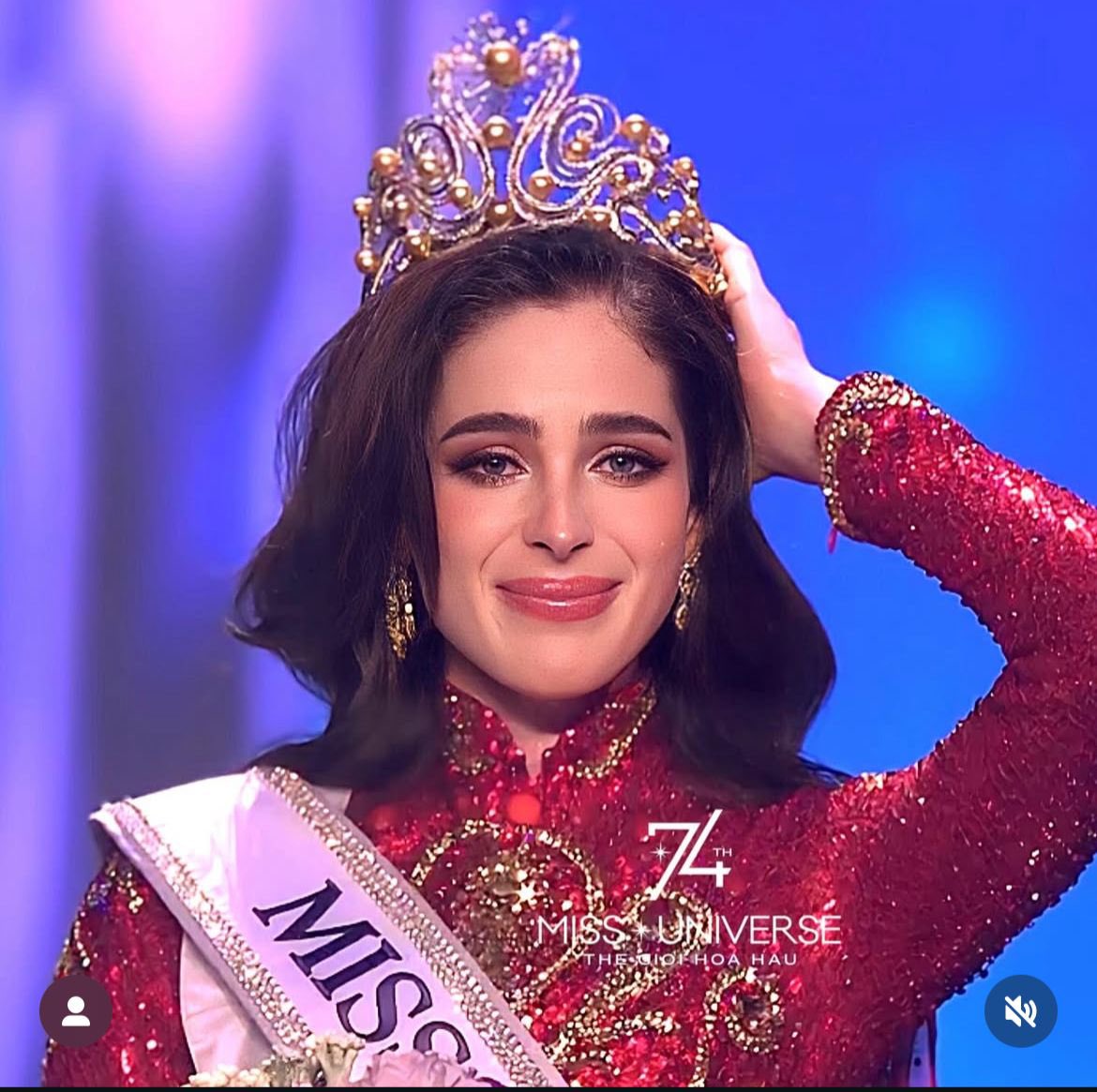 MissHabboU's tweet photo. Felicitamos a Fatima Bosch, Miss México 🇲🇽 quien se convierte en la 74 #MissUniverse ✨ https://t.co/VBYIP16v0w