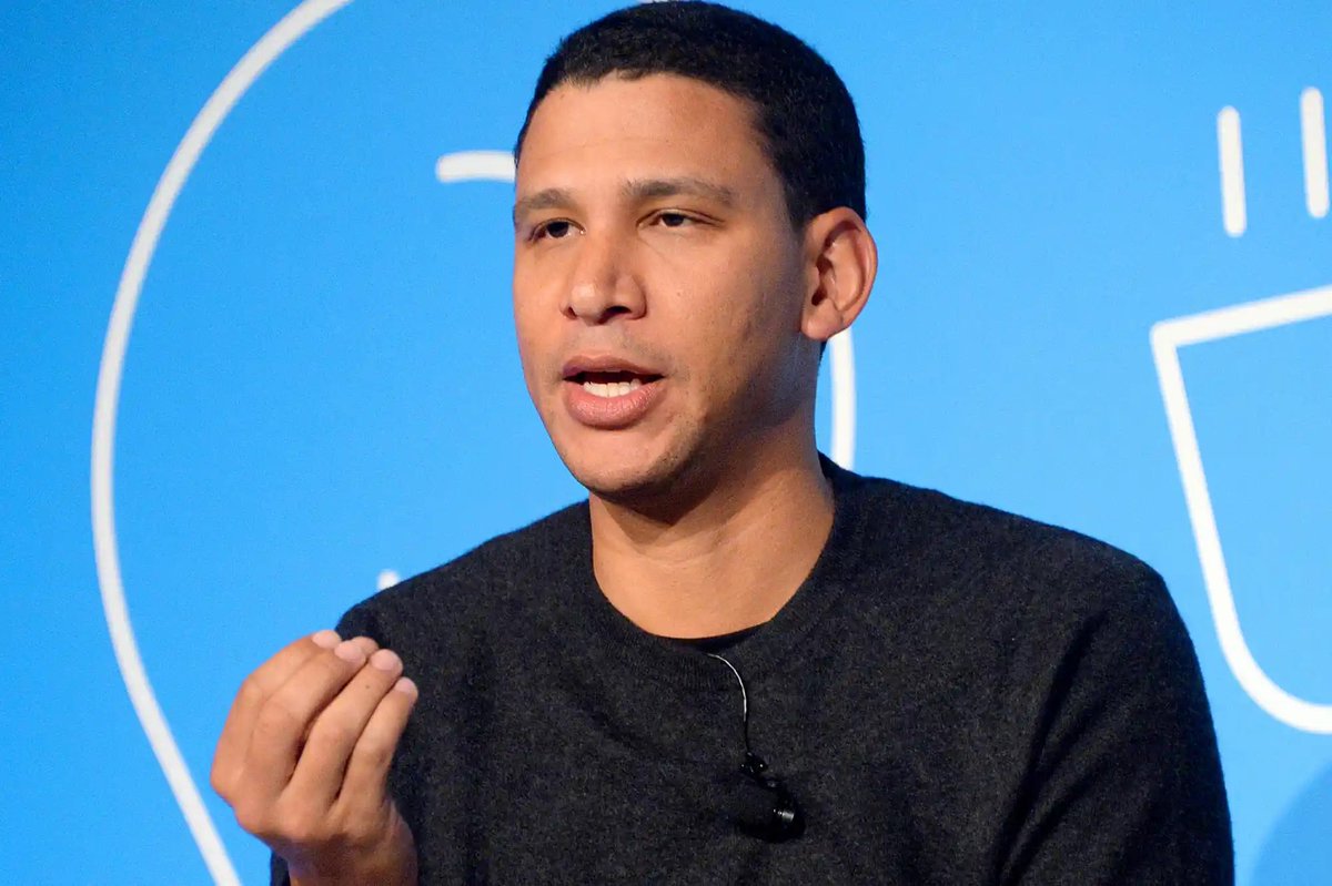 TheMobileBroker's tweet image. 📱🏛️ Zillow and Compass are in a Manhattan courtroom fighting over who controls what buyers see online. The ruling could reshape listing access, transparency and how we search for homes. Full summary👇🏾

t.ly/hTpVP

#RealEstateNews #HousingMarket #Compass #Zillow