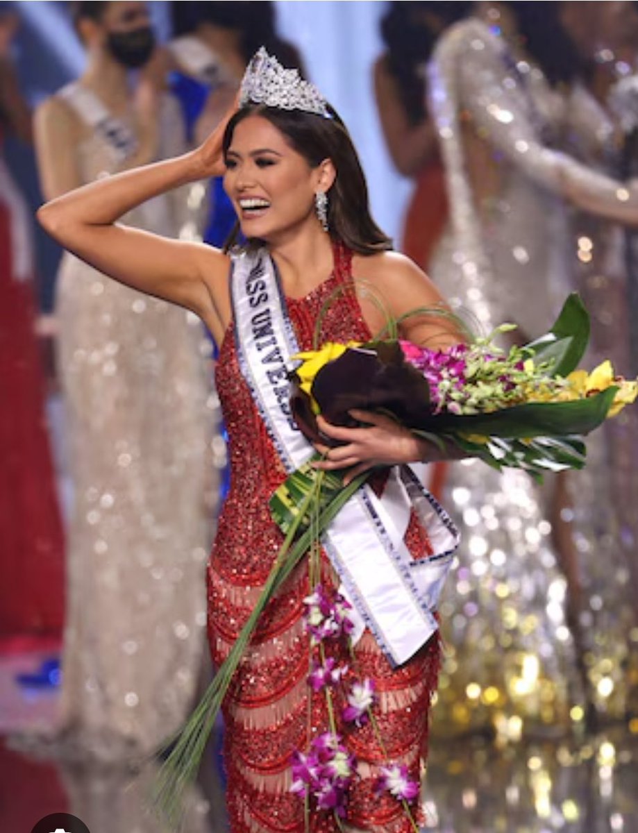 pablo_chagra's tweet image. Reinas de rojo ❤️🔥👑