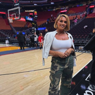 Stella Hudgens fake tweet media