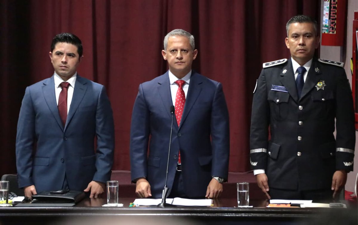 EspejoDelPoder_'s tweet image. Con disciplina, lealtad y amor al pueblo, construimos un Veracruz en paz: SSP espejodelpoder.com/con-disciplina… a través de @EspejoDelPoder_