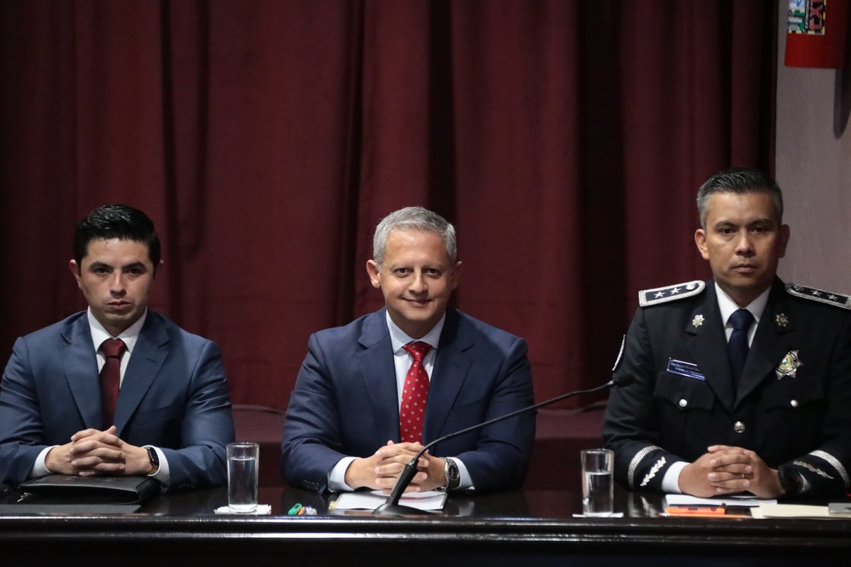 EspejoDelPoder_'s tweet image. Con disciplina, lealtad y amor al pueblo, construimos un Veracruz en paz: SSP espejodelpoder.com/con-disciplina… a través de @EspejoDelPoder_