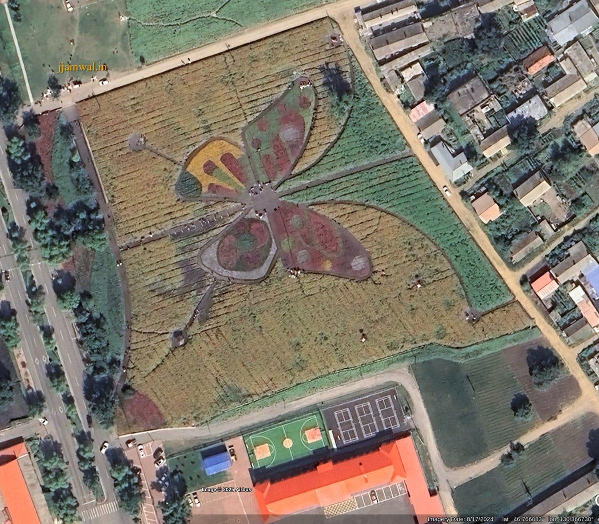 JaidevJamwal's tweet photo. Odd/Interesting finds on maps thread.
Coordinates on bottom-right corner
#OddFinds
1/ https://t.co/QelgWDMtn6