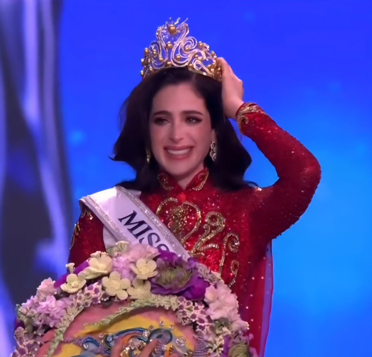 VCSanLuisMx's tweet photo. 🇲🇽✨ México hace historia: Fátima Bosch se corona Miss Universe 2025 tras una final celebrada en Tailandia. Un triunfo que coloca nuevamente al país en lo más alto del certamen internacional. 👑🌎  #MissUniverse https://t.co/kQBgQld8bD