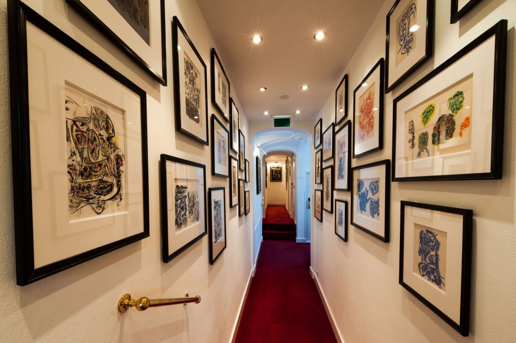 euro_tour's tweet image. ❤泊まってみたい『🇳🇱オランダの #高級ホテル✨』
➡euro-tour.co.jp/luxury-hotel/n…
アムステルダム「アンバサダー・ホテル」　運河沿いの、有名な10軒の邸宅を利用した人気の４つ星ホテル。豊富な芸術作品、ユニークな豪華な内装の客室を提供しています♪ #アムステルダム #Amsterdam #AmbassadeHotel