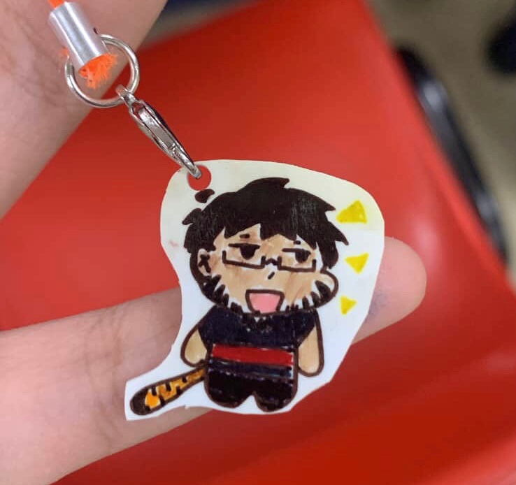 little jake keychain i made at a school event aww so cute

be nice to him he’s only 1 day old 🥰