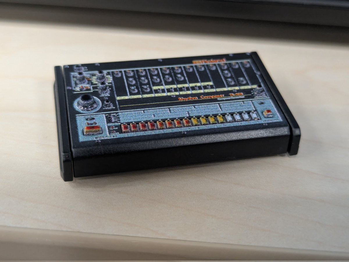 一発で当たり引いたので今日は良い日です。TR-808。