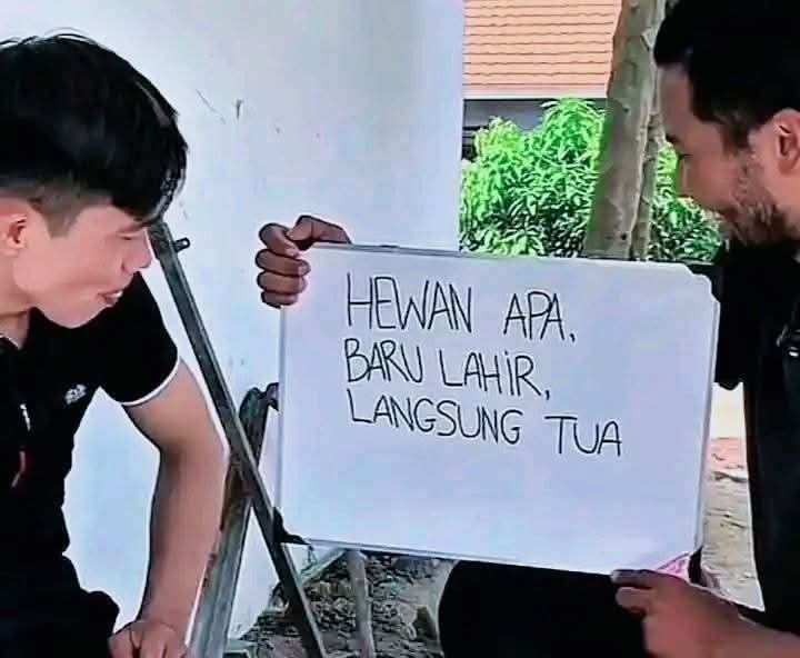 Ketawa itu GRATIS 🛩 tweet media