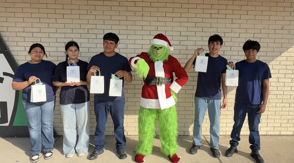 Students <a href="/IandGCenter/">I&G Center</a> enjoyed the company of the Grinch, which visited the campus to help us complete a student produced short film. The film will be shown to parents &amp; the community during our Christmas celebration. <a href="/gutiexfer/">Fernando X Gutierrez</a> <a href="/McAllenISD/">McAllen ISD</a> <a href="/CityofMcAllen/">City of McAllen, TX</a>  #StudentProduction