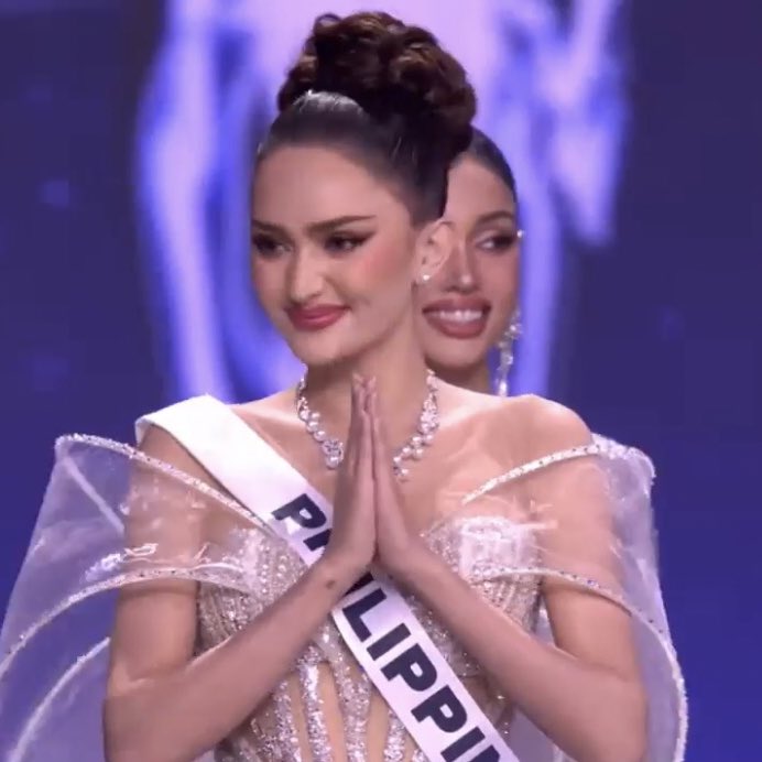 RizamaePancho's tweet photo. another multo this year

#MissUniverse2025 https://t.co/rVGDJ6A6sR