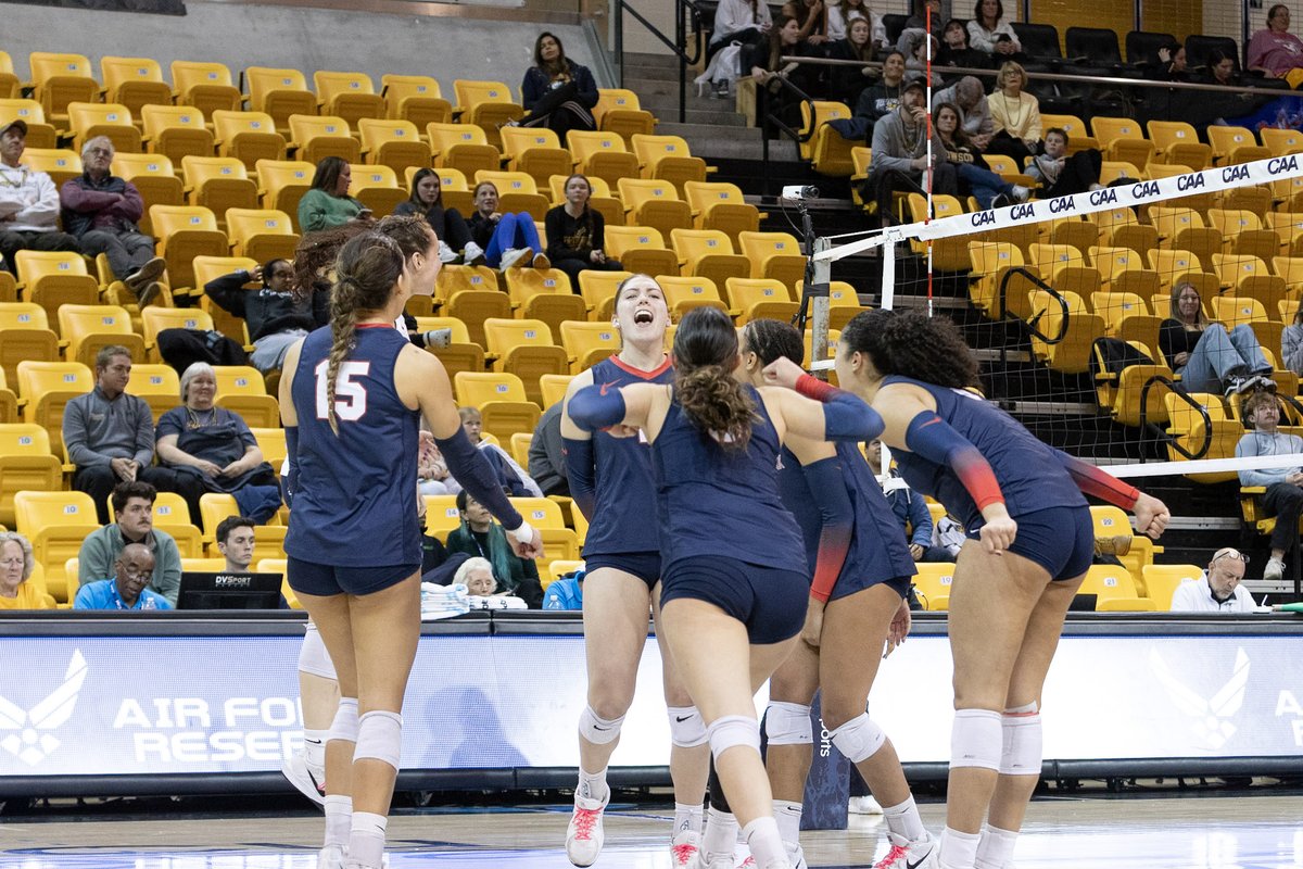 StonyBrookVB's tweet image. Victory Vibes 😁

🌊🐺 x #CAAVB