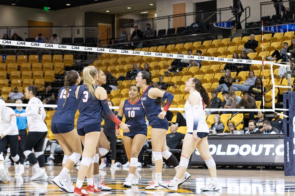 StonyBrookVB's tweet image. Victory Vibes 😁

🌊🐺 x #CAAVB