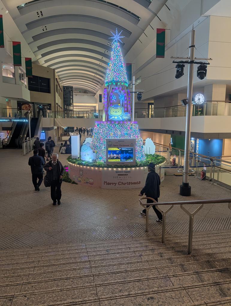 o_sio's tweet image. 昨晩は横浜の近くでラーメンを食べました。目の前にソープランドがあってちょっとびっくりしました。