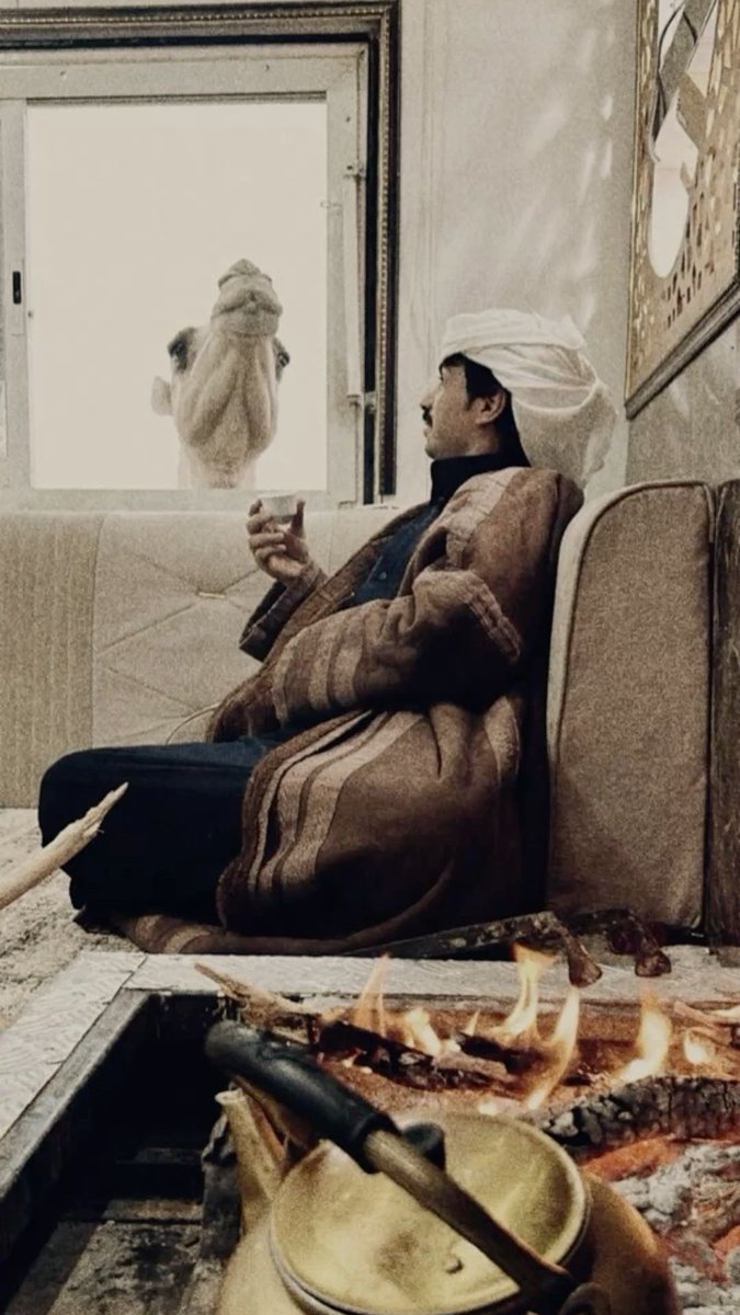 غير حب البل وحب الطيبين 
    خل قلبك لا يقاد ولا يساق🩶,
#مناحي_الرجباني