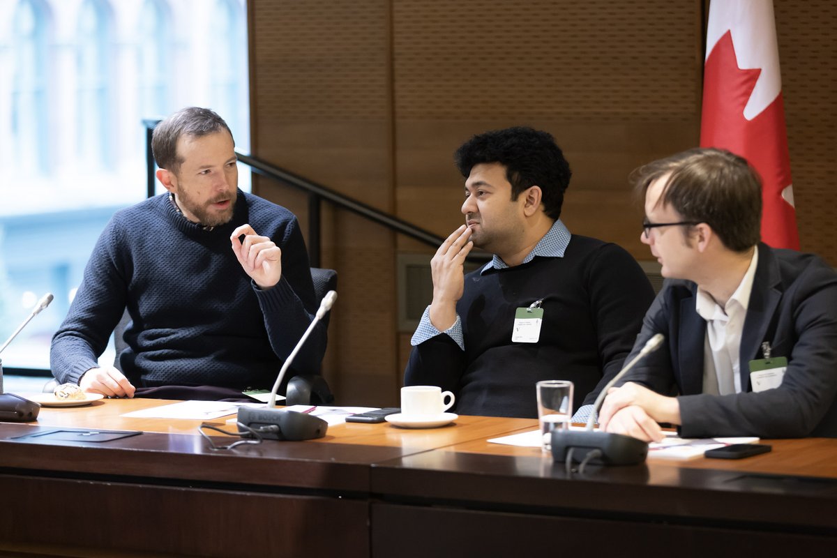 BrainCanada's tweet image. Who will protect our brains in the AI era? #BrainCanada’s new report identifies urgent opportunities in AI + neuroscience to drive health, innovation &amp;amp; growth. Thank you to @KohitijKar  @tyrell_turing  @TristanGlatard  @introspection  for your presentations to Parliament today.…