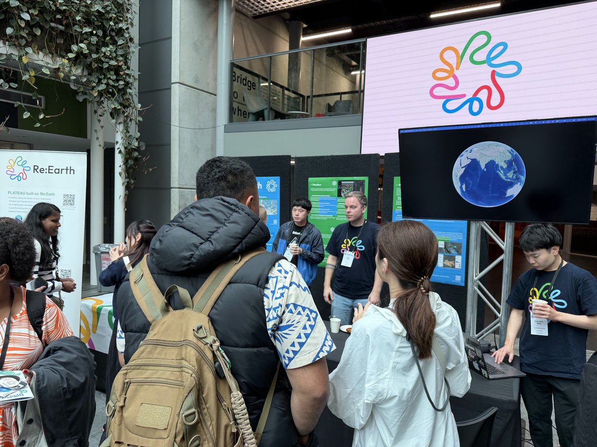 eukaryaofficial's tweet image. 🌏 Day 3 of the main session at FOSS4G 2025 Auckland!
Today we gave a talk on the Re:Earth CMS, and we were happy to see so much interest from the audience.
We’re also here as a Platinum Sponsor — thank you to everyone who stopped by our booth! ✨
#ReEarth #FOSS4G