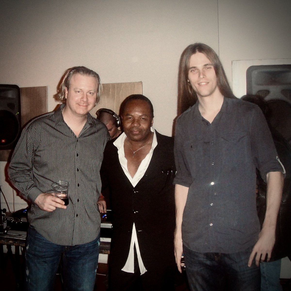 TBT-With good friends Jonathan ”Sugarfoot” Moffett (drums w Michael Jackson) and Sami Rusani at one of my Birthday Parties in DTLA. At Terrell Moore’s Gallery by Staples Center. Thank you Terrell! 🙏🍹💯 It was Jonathan’s Birthday a few days ago - wishing him a Happy Birthday! 🎂