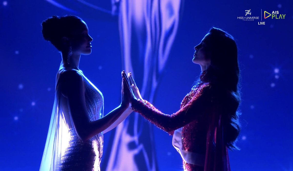 m1sschanel's tweet image. สะใจมาก ฟาติมาลูกแม่ แม็กฮีโก 🇲🇽!!!!❤️👑🎉
Universe ยังไงก็คือ Universe ค่ะ การตอบการวางตัว แม่ แอนจักร เลือกคนไม่ผิดจริงๆ Brand ambassador ที่ถูกต้อง Please take your first walk as Miss Universe สะใจตลอดกาล !