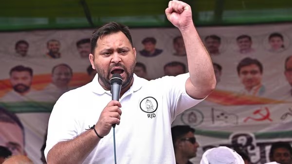 lagatarIN's tweet image. परिवारवाद पर RJD का पलटवार : एनडीए के 10 मंत्रियों की ‘वंशवाद सूची’ की जारी
lagatar.in/rjd-counters-n…  #RJD #nepotism #counter #dynastic #list #NDA #ministers #releases