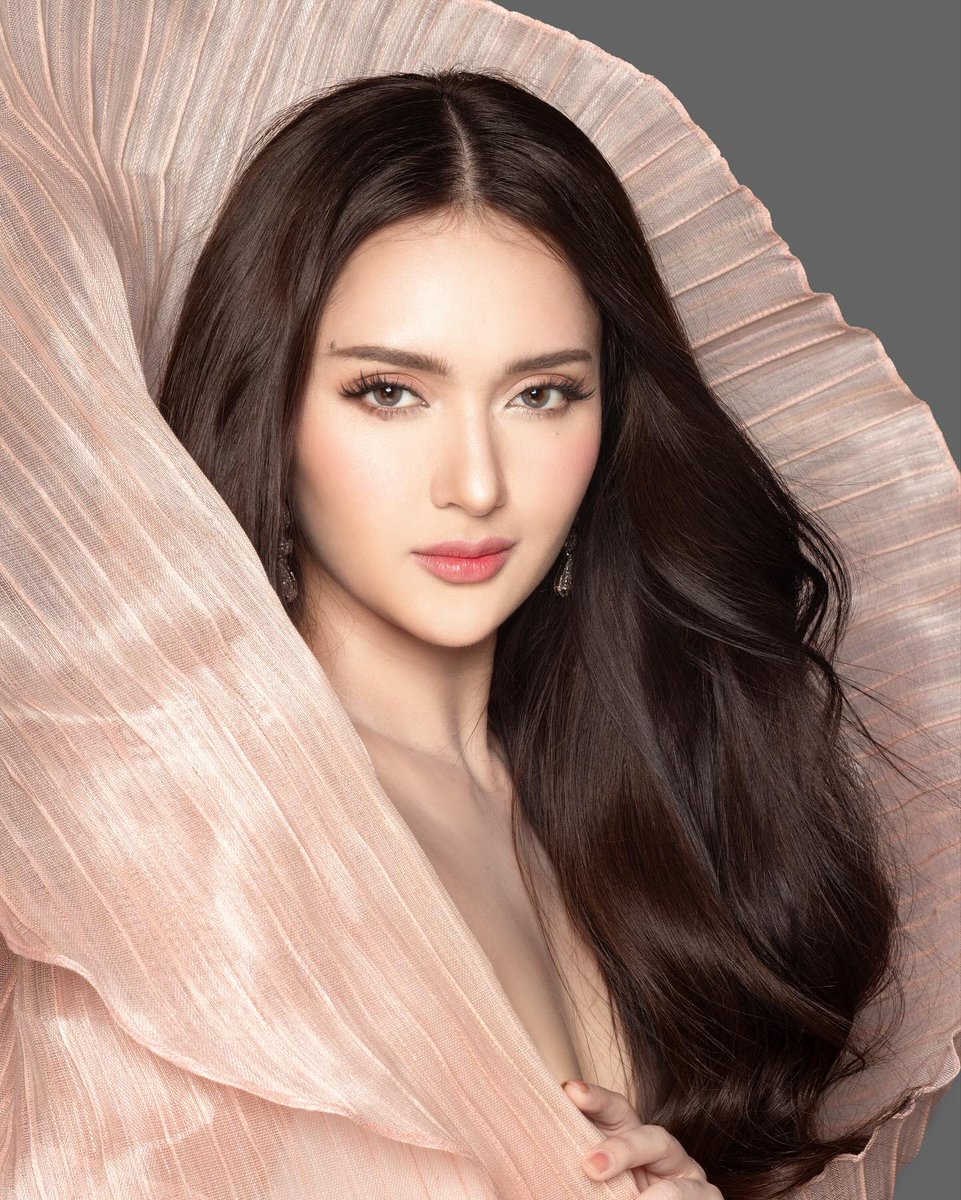 whatsupgagaa's tweet image. NO LIST OR ANNOUNCEMENT CAN ERASE THE PHILIPPINES AND COTE D’IVOIRE AS THE TOP 2 QUEENS #MissUniverse2025 #MissUniverse No hate but that announcement was RIGGED 😭