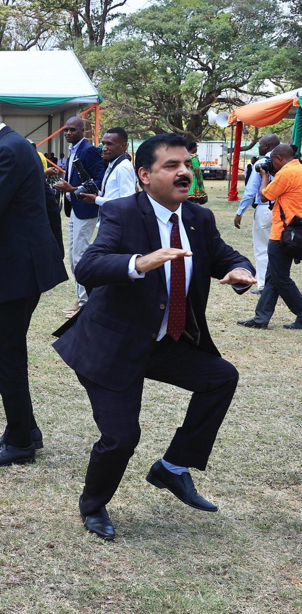 Thereal_taivina's tweet image. Wakristo Wenzangu Assalam Aleykum mmeamka salama? Allah awalinde na wafunike kwa Damu ya Yesu.