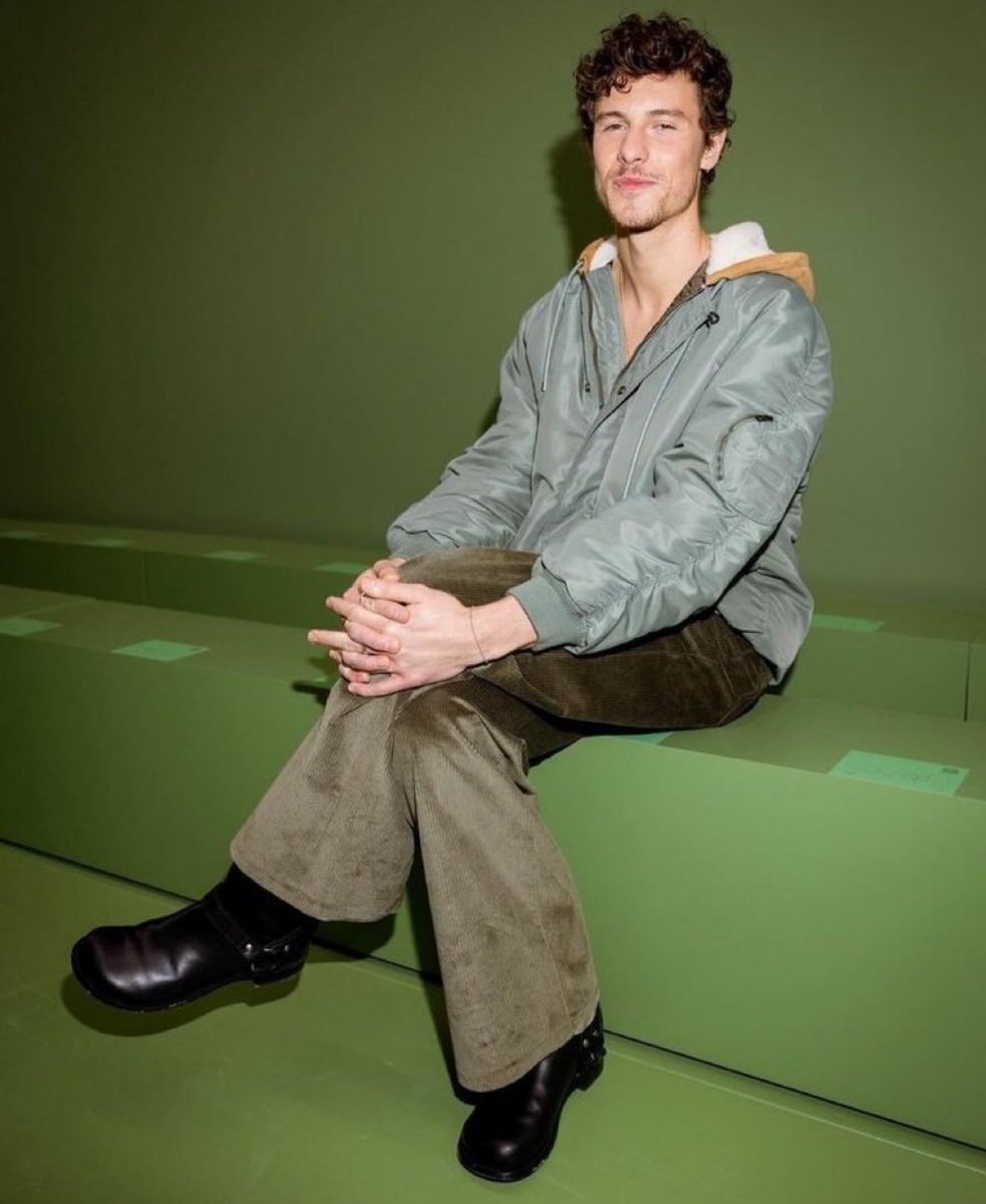 jltx93's tweet image. Brb. Listing “Financial Domination Specialist” under professional experience on my resume.