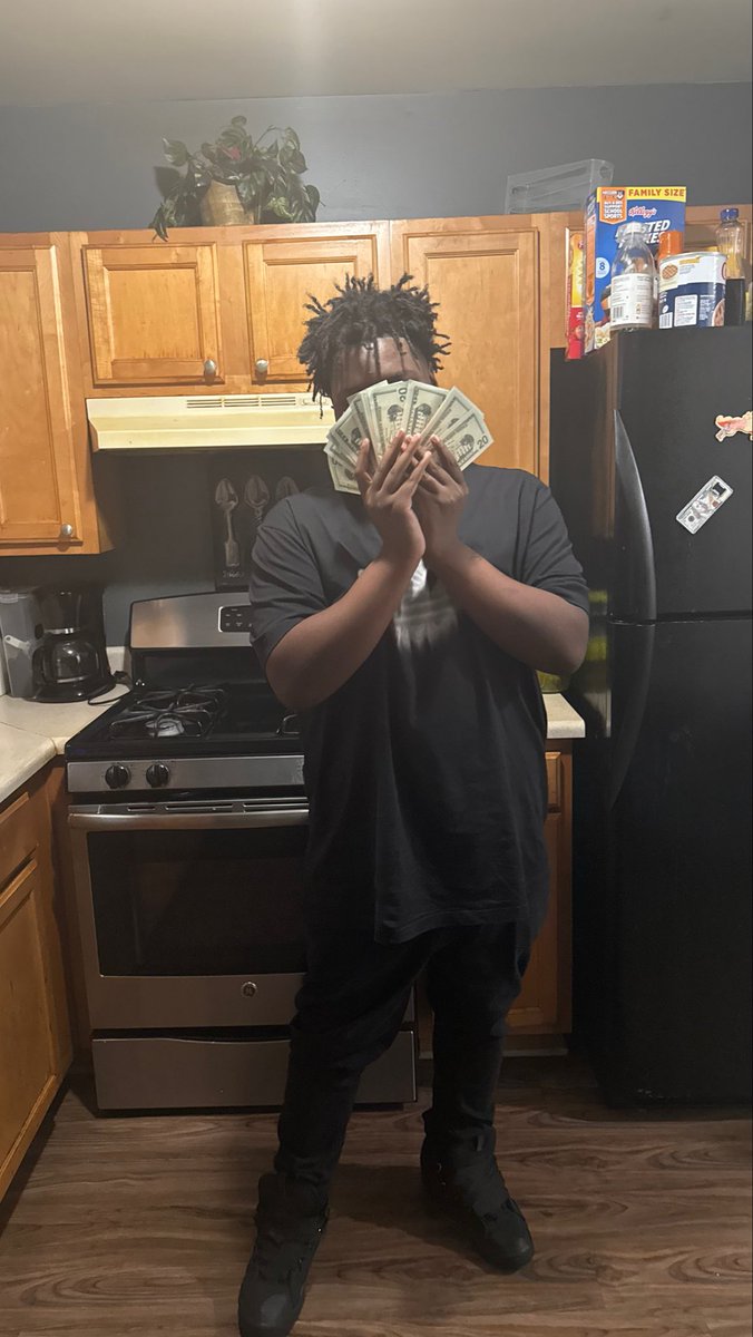 quan tweet media