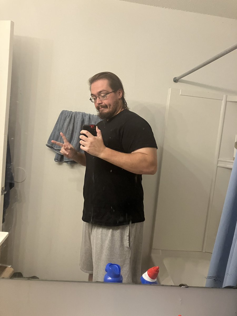 Jon -Commissions Closed- tweet media