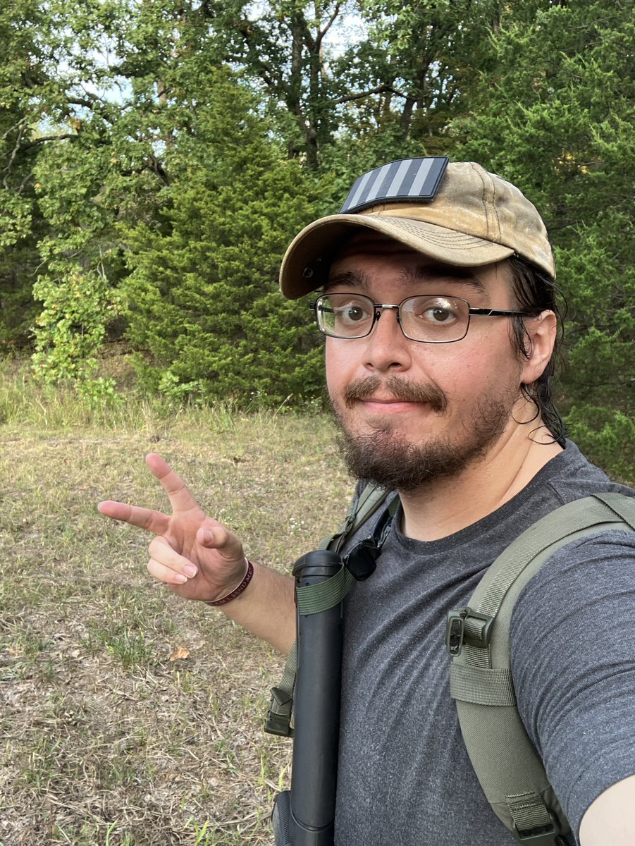 Jon -Commissions Closed- tweet media