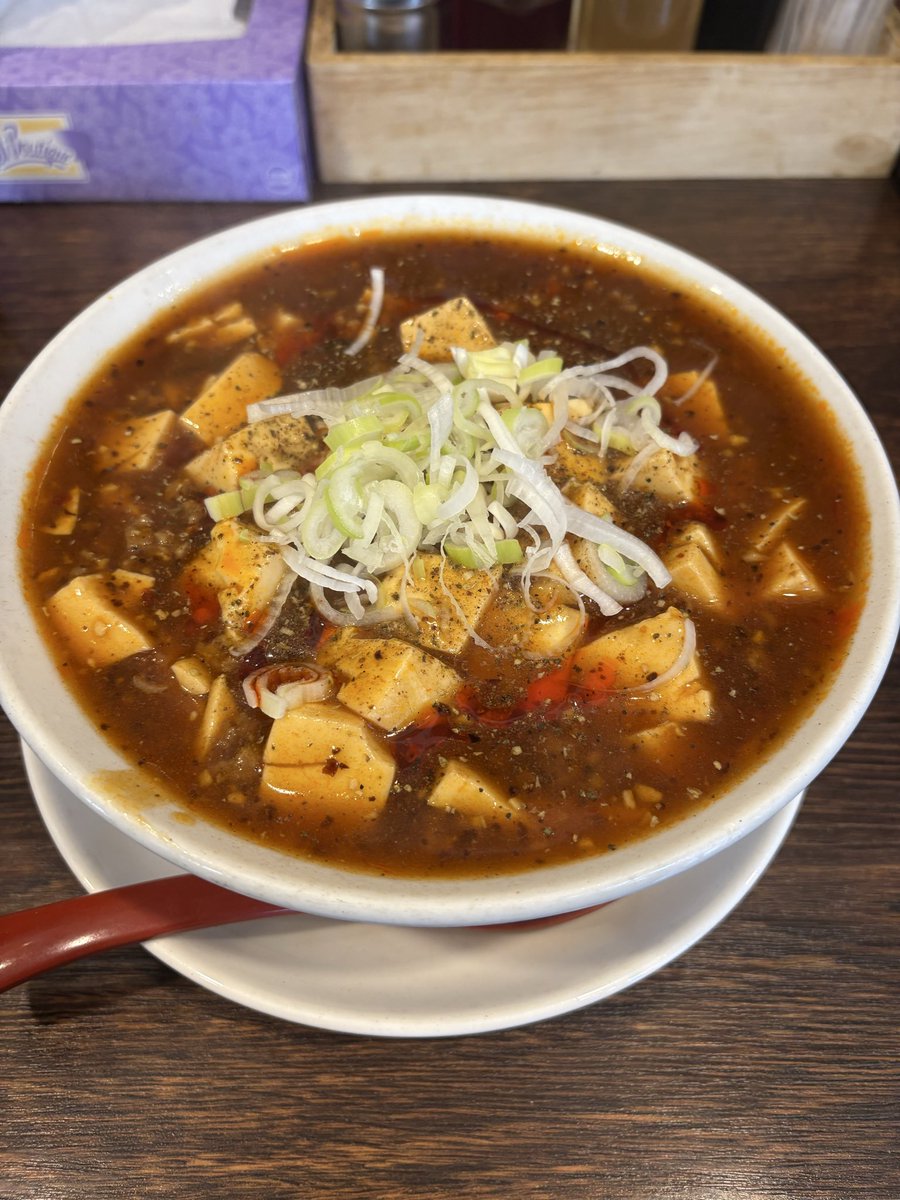 Reikadon's tweet photo. 今日もリハビリの帰りにランチ
普通でじゅうぶん辛い麻婆麺
好吃😋

西大島 香辣居 https://t.co/9FREXeV4rN