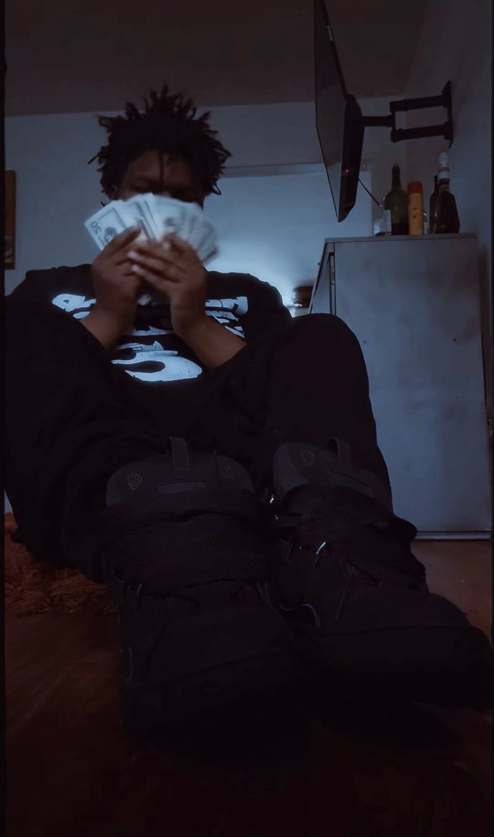 quan tweet media