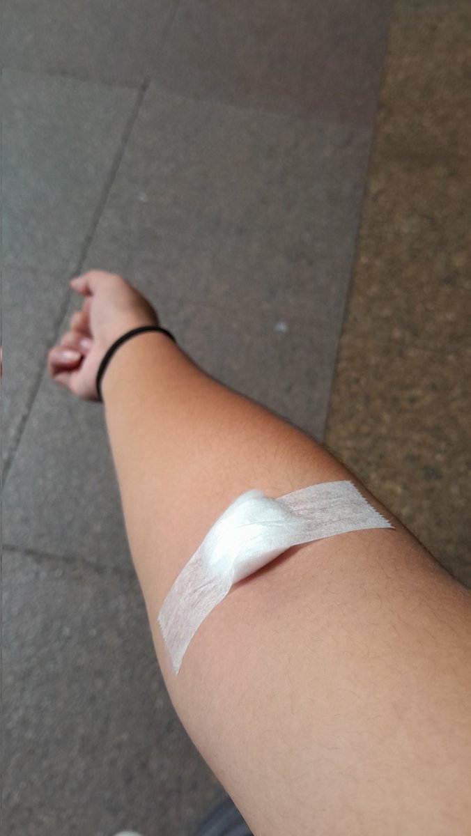 _mochipark_'s tweet image. ge left and right sila potek